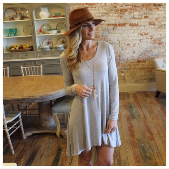 Gray Long Sleeve V Neck Dress - Picture 2 of 3
